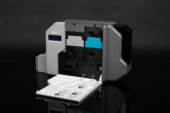 SMART-81D Re-Transfer-Kartendrucker Verbrauchsmaterial eingelegt